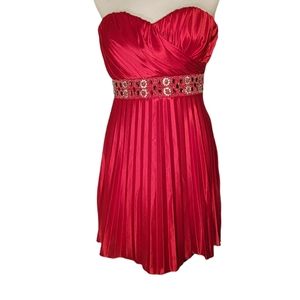 Homecoming Red Sequence Pleated Dress size 7 Possible Halloween Marilyn Monroe